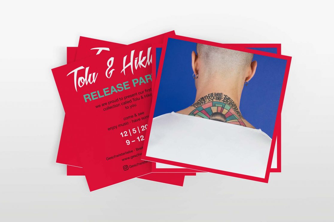 Mockup von einem quadratischen Flyer für das Release Date von Tolu&Hiklac