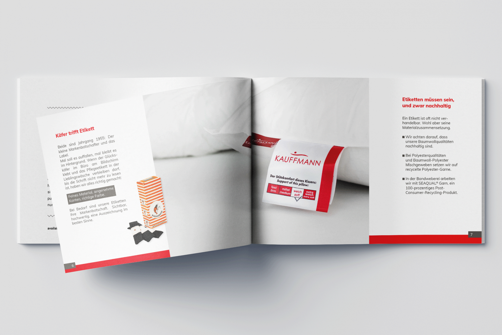 Mockup einer aufgeschlagenen Broschüre der Firma Glücksband